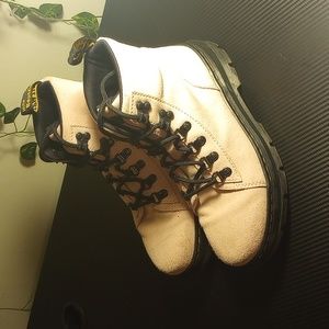 Dr martens women's combs suede casual boot size 7